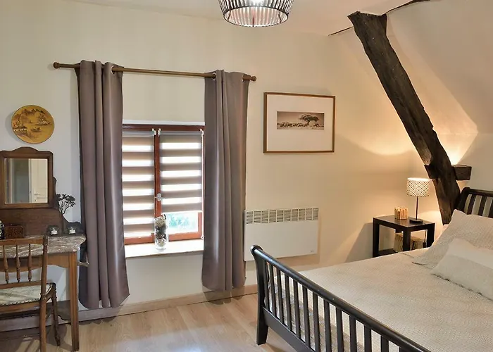 Les De La Vallée De L'elle Villac